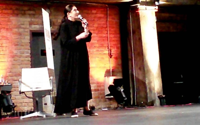 vlcsnap-2015-04-21-12h00m55s140